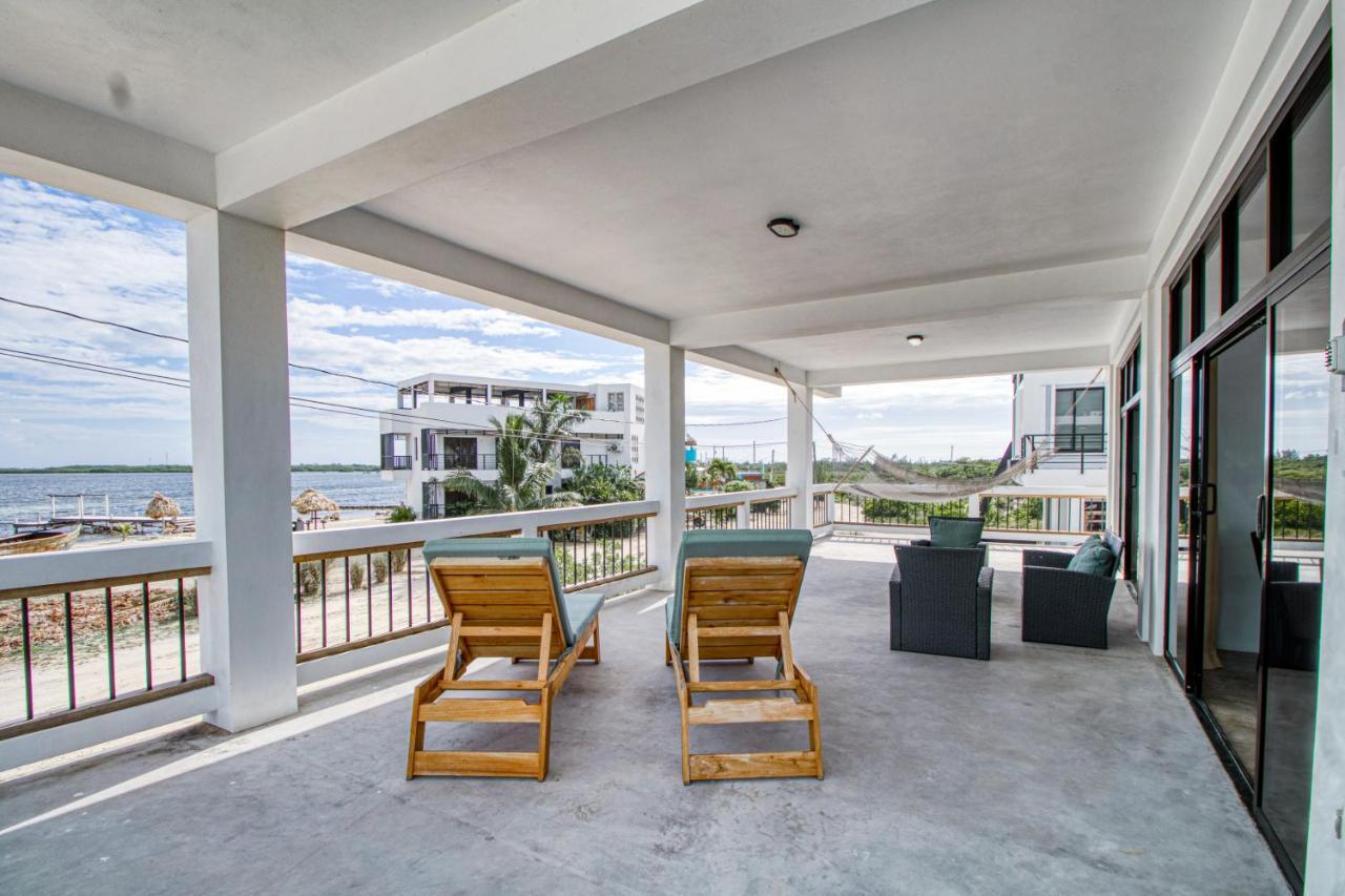 Villa Sea Lux San Pedro  Extérieur photo